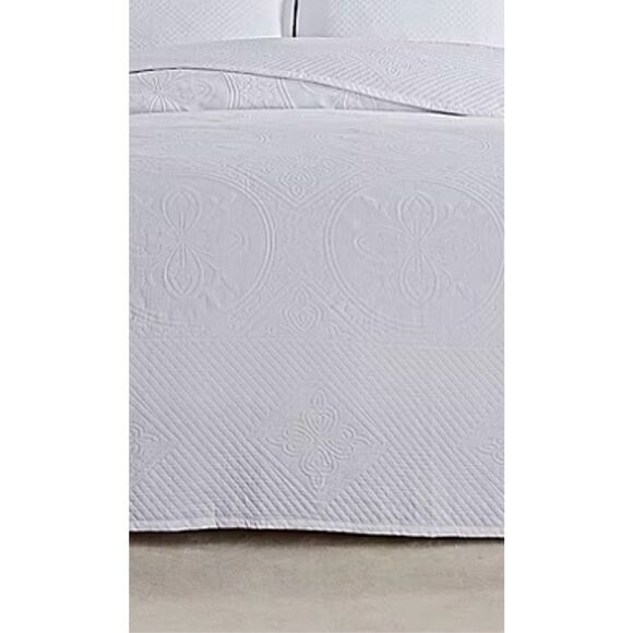 Full/Queen- Waverly Matelasse Bedspread Set, One Size , White - Picture 10 of 10